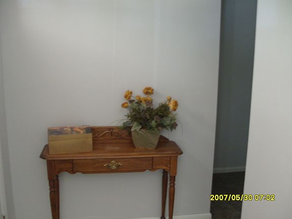 4th image of 2037 Mardell Dr