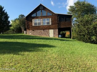 621 Magic Kingdom Ln, Sevierville, TN 37876