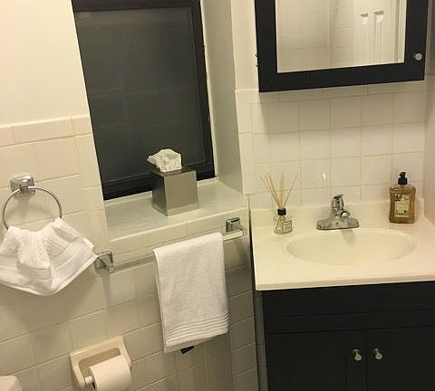 4th image of 409 W 48th St #1