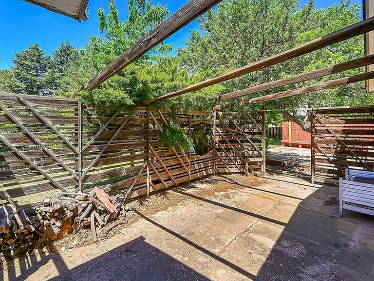 4102 Garrett Pl — Photo 31