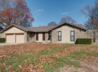 1831 E Swallow St, Springfield, MO 65804