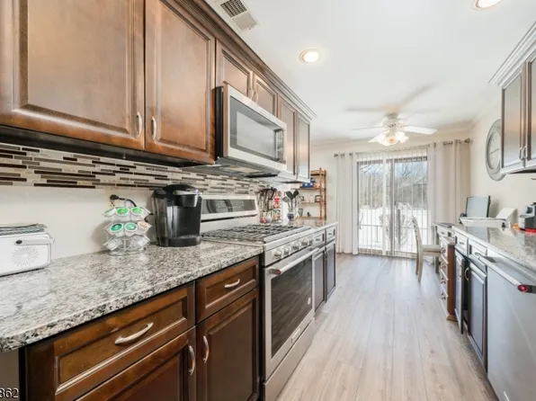 3 Park Edge Ondo, Berkeley Heights Twp., NJ 07922