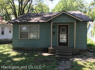 723 Main St, Halstead, KS 67056