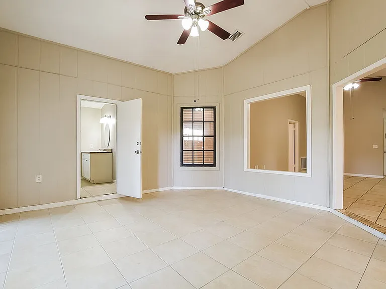 1629 Sunburst Way — Photo 9