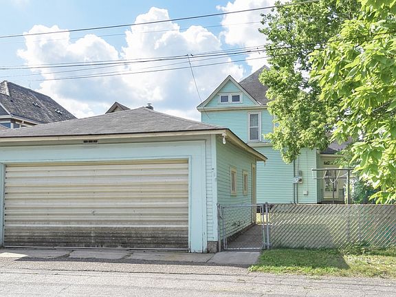 4th image of 715 Margaret St