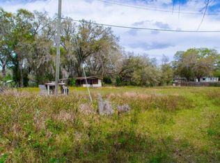 4610 Roebuck Rd, Plant City, FL 33567