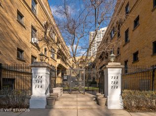 726 W Sheridan Rd APT 2N, Chicago, IL 60613