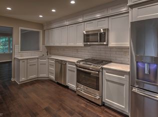 7 N Stone Edge Rd, Bedminster, NJ 07921