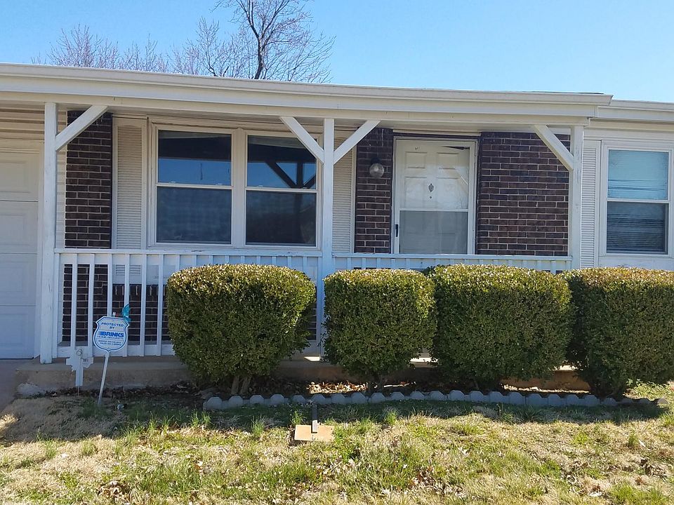 1st image of 2839 Glenway Dr
