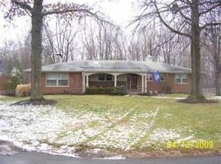 1827 Forest View Ct, Cincinnati, OH 45233