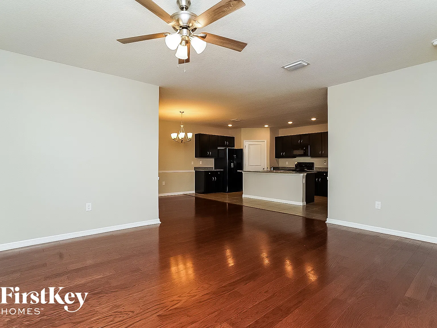 4 bed, 2.0 bath, 1846 sqft, $2,750 — Photo 4