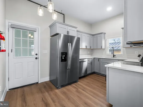 320 W King St, East Berlin, PA