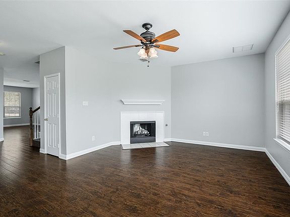 5th image of 1003 Glenbrook Dr