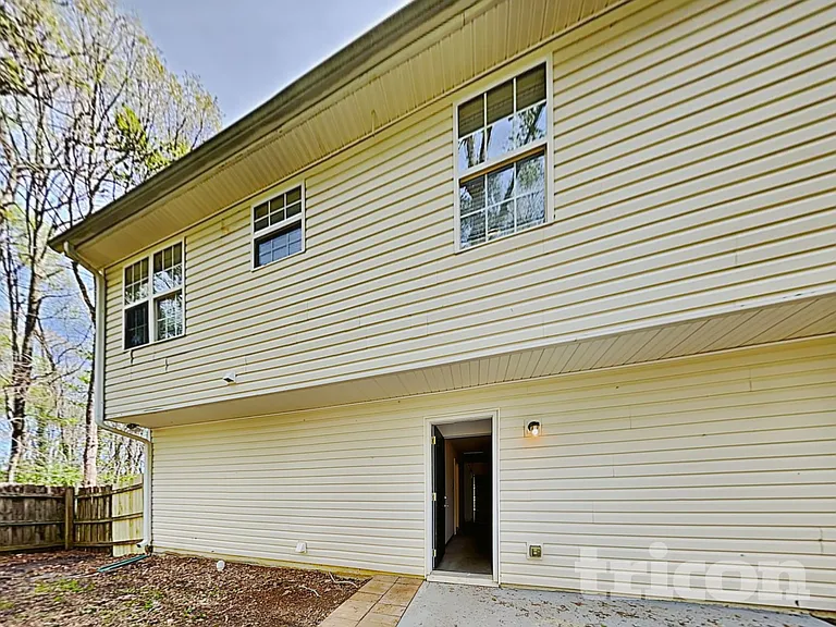 1455 Enchanted Forest Dr — Photo 18