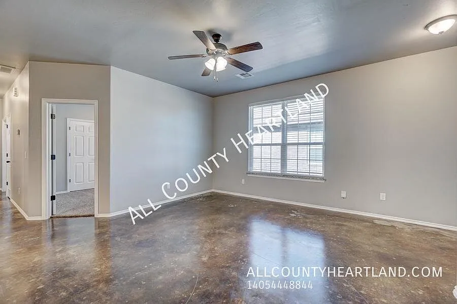 3bed/2bath Duplex Right next to Lake El Reno — Photo 4