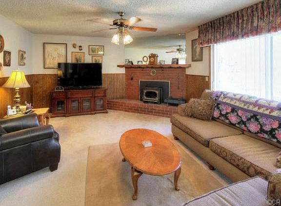 4th image of 33855 Avenue G