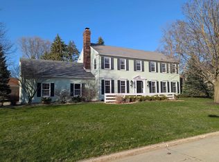 1718 W Reid Dr, Appleton, WI 54914