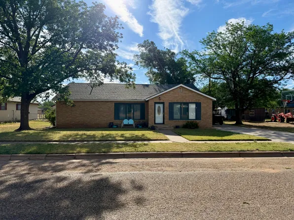207 2nd St, Quitaque, TX 79255