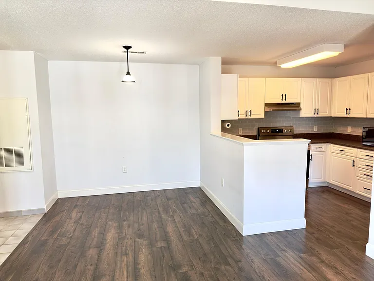 78 Mill St #302 — Photo 28