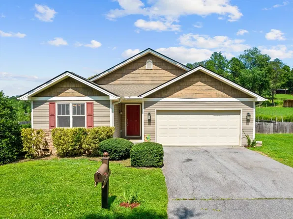 116 Springfield Meadow Dr, Etowah, NC 28729