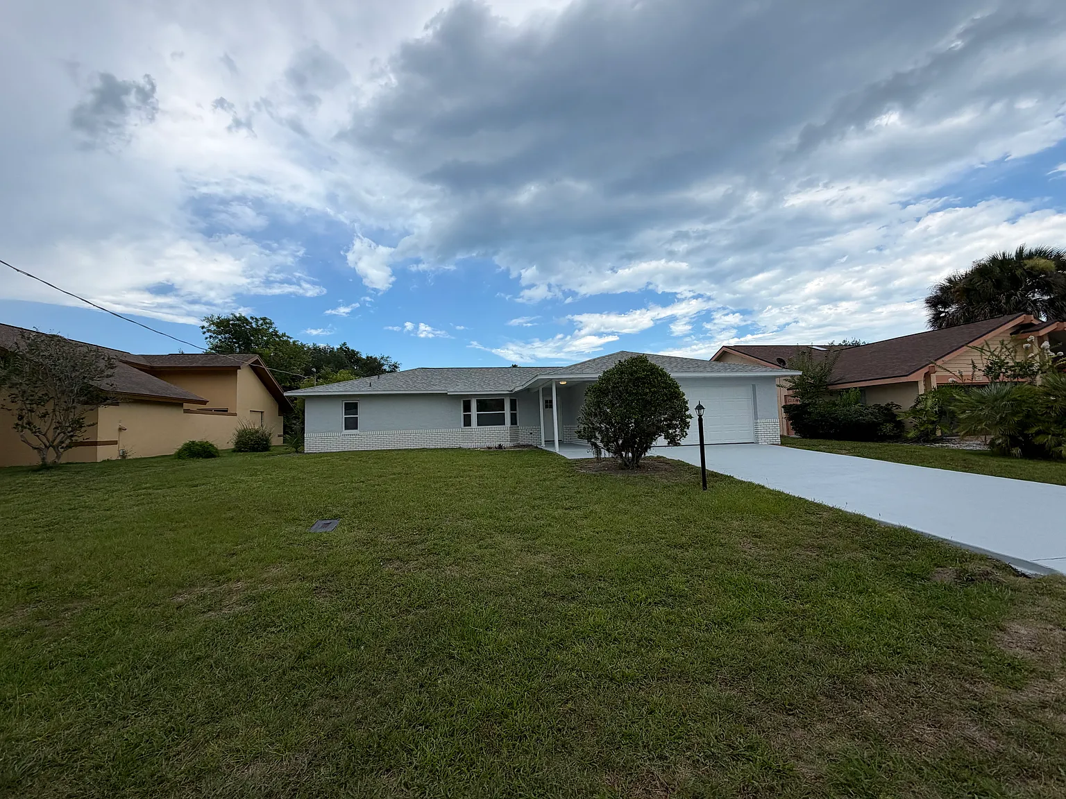 109 Florida Park Dr — Photo 2