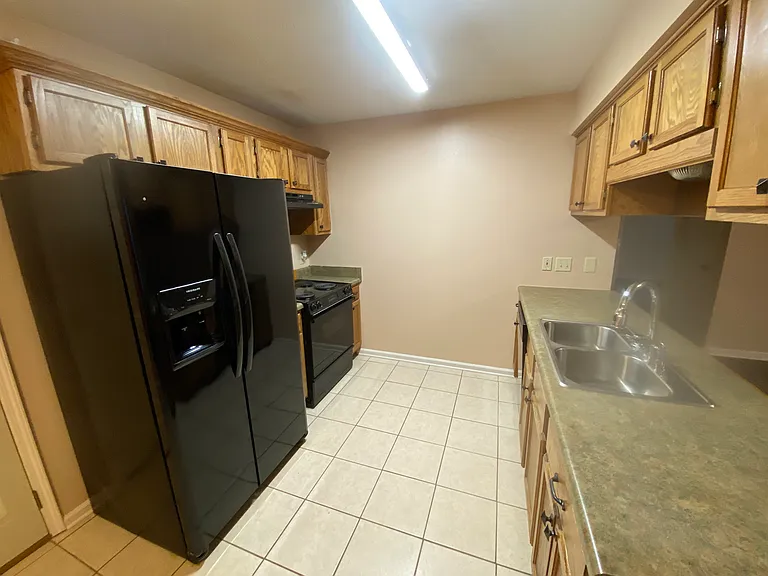 3935 Seraph Dr — Photo 4