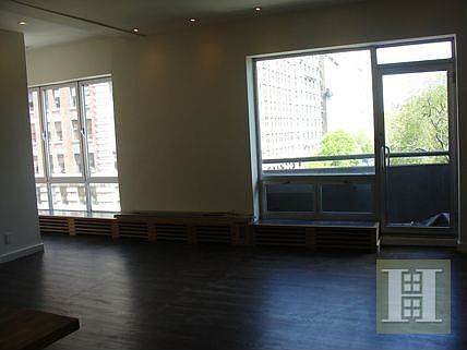 2nd image of 100 W 81st St APT 4B