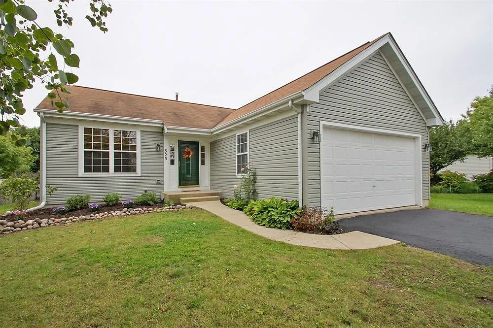 325 W Weeping Willow Rd photo 1