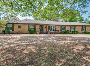 3908 Royal Ln, Dallas, TX 75229