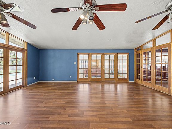 5th image of 841 E HAYWARD Avenue