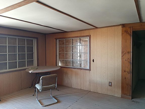 3rd image of 15125 Buckeye Ave