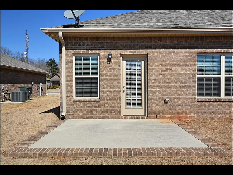 605 Summerdawn Pl — Photo 26