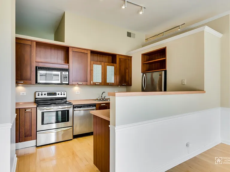 807 Church St #208 — Photo 16