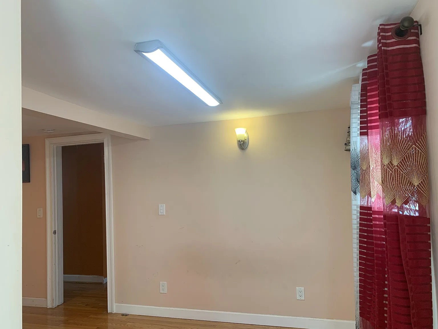 3 bed, 3104 sqft, $4,000 — Photo 4