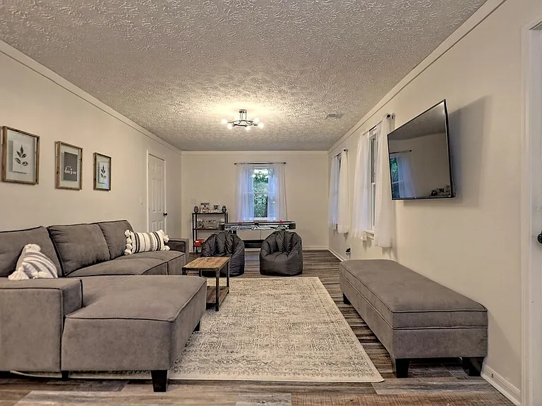 63 Mint Ln — Photo 27