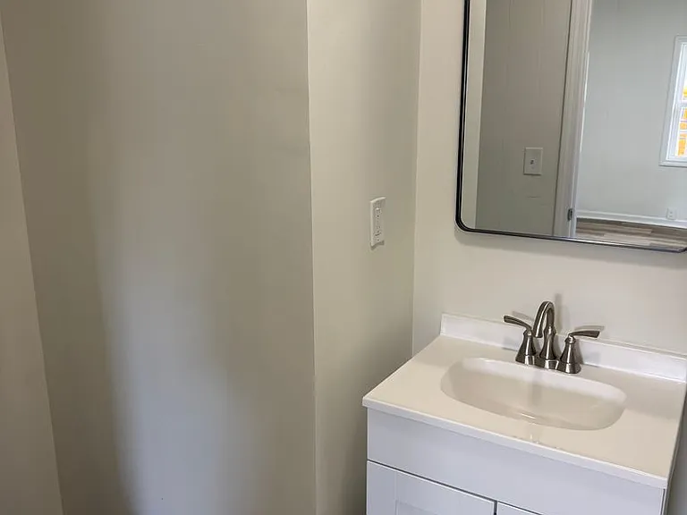 530 E Tinsley St — Photo 11