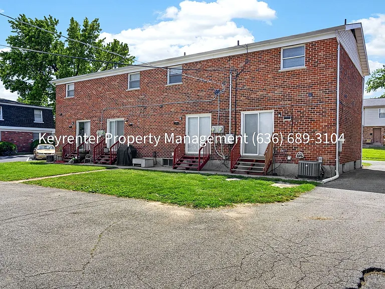 920 Parkcrest Dr — Photo 22