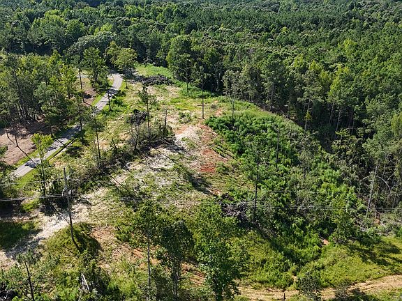 3rd image of 821 Southeast St Lot 3