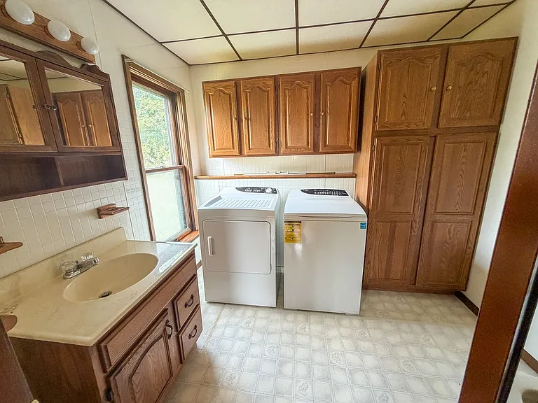 609 N Edmunds St — Photo 8