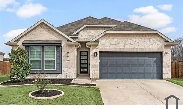 1838 Cabin Wood Ln — Photo 1