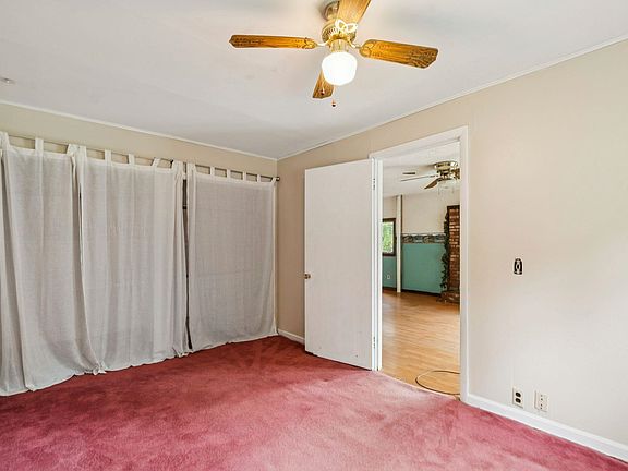 5th image of 1534 Riford Brook Road