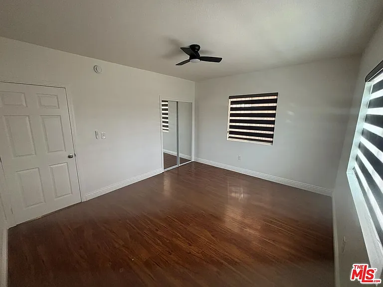 744 S New Hampshire Ave — Photo 2