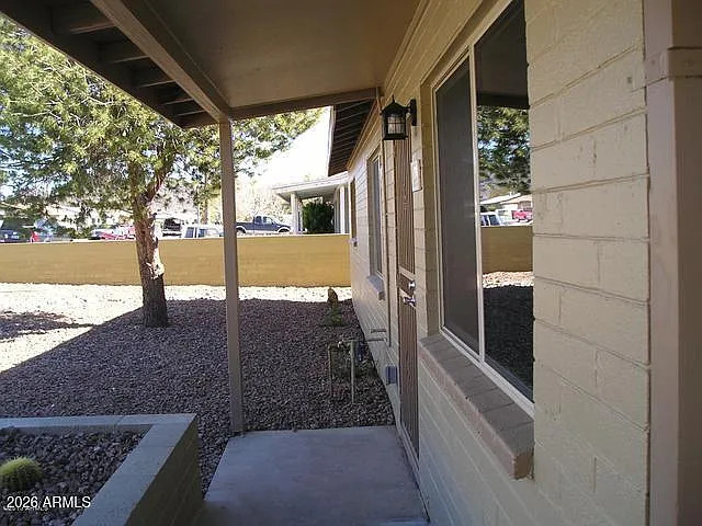 1207 E Christy Dr — Photo 3