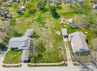 1023 N Houston St, Royse City, TX 75189