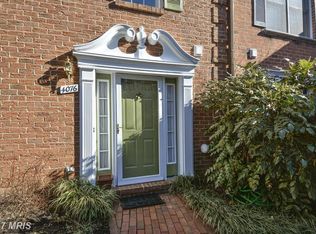 4076 Lee Hwy, Arlington, VA 22207