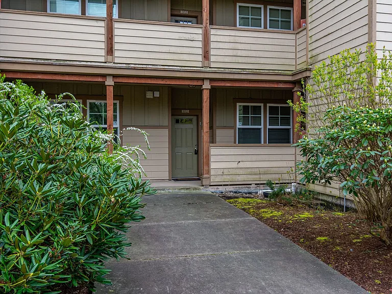 1850 SW Scenic Heights St #B102 — Photo 24