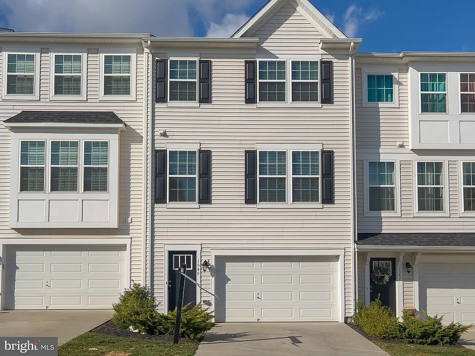 1549 Wilmer Park Ln