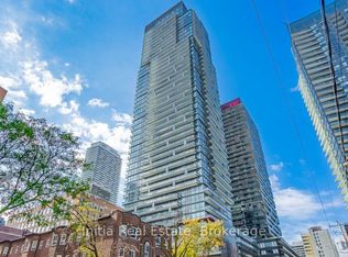 39 Roehampton Ave #802, Toronto, ON M4P 1P9
