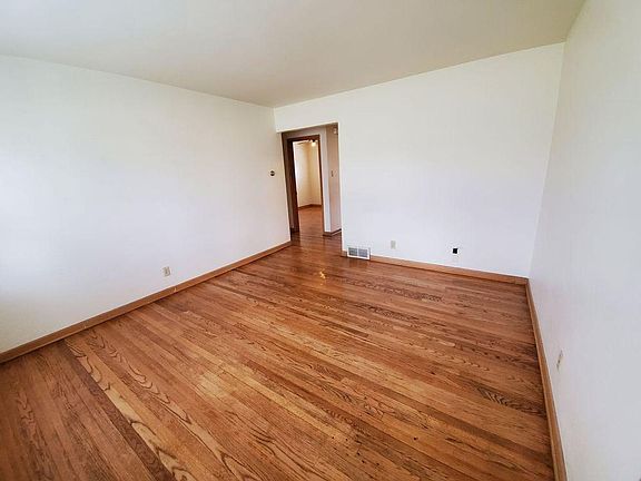 4th image of 6257 W Oklahoma Ave APT 3