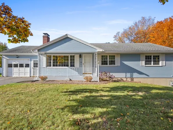 58 Crestfield Ln, Leominster, MA 01453